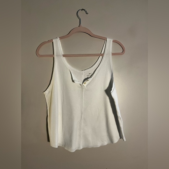 Nike White Loose Fitting Cropped Tank - Picture 1 of 5
